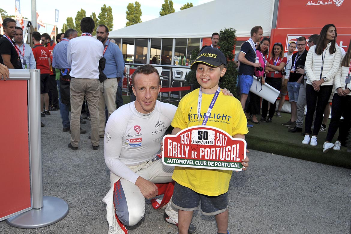 Lewis Galliford e Kris Meeke