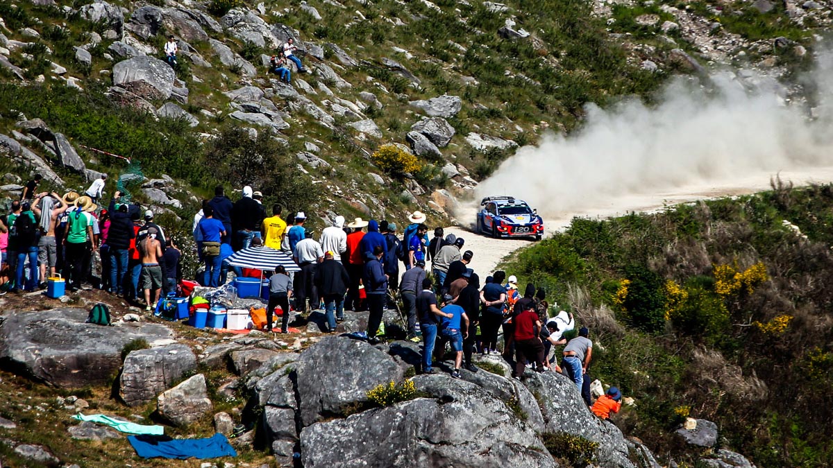 neuville-txt-ss12