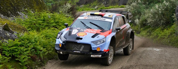 Stage Flash 22 |  New leader Neuville takes full advantage